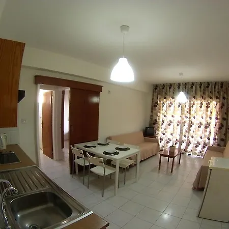 Staycentral * Larnaca