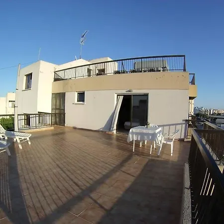 Staycentral Apartment *