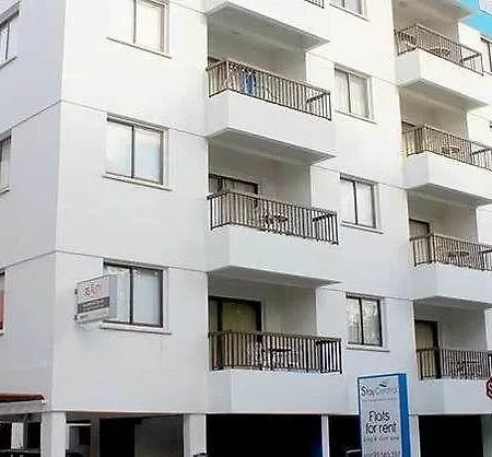 아파트 Staycentral